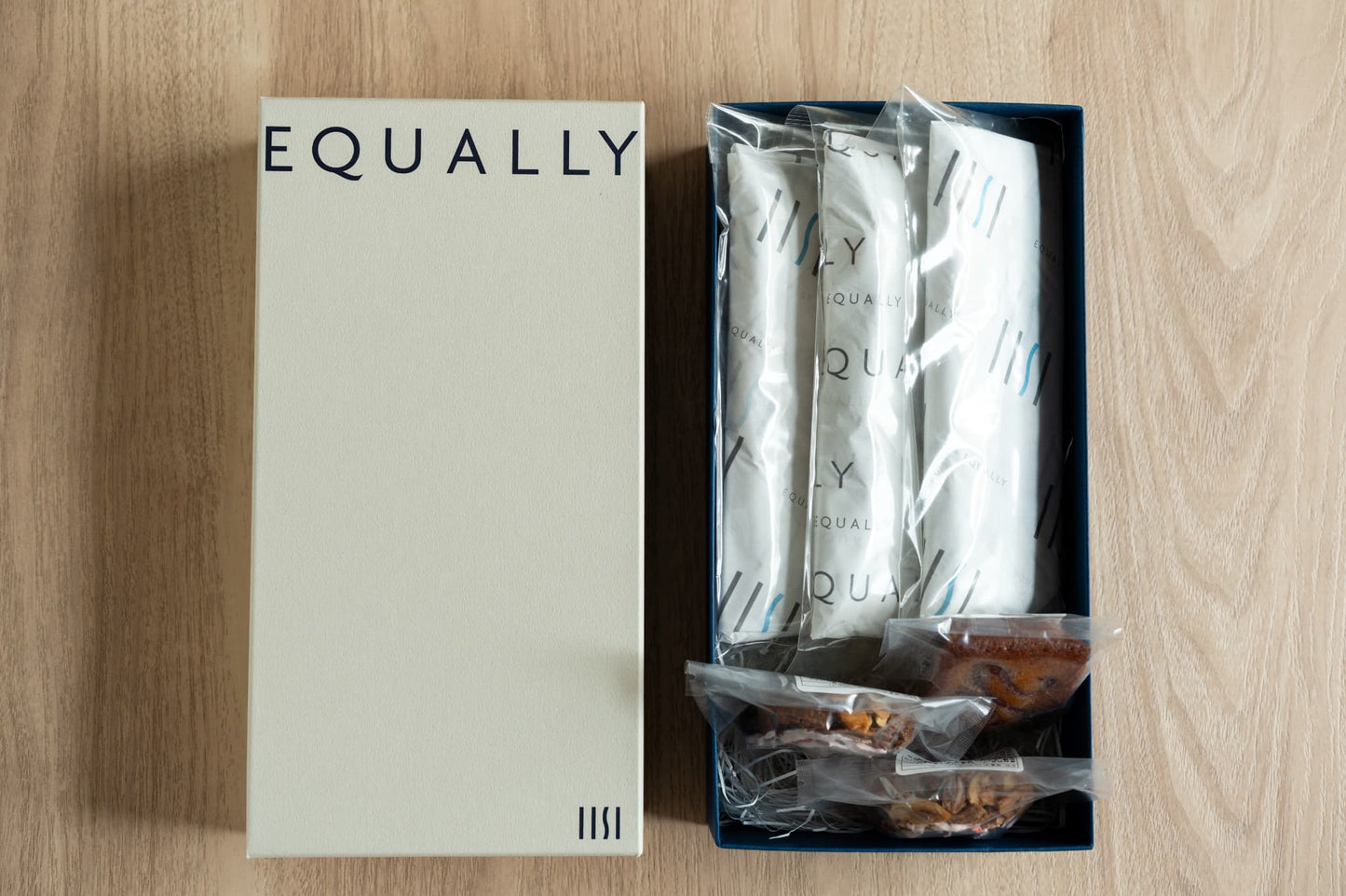 クレープショコラサンドと母の日焼き菓子の詰め合わせ（冷凍便）