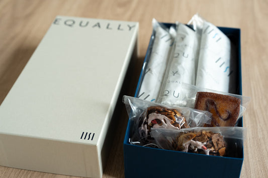 クレープショコラサンドと母の日焼き菓子の詰め合わせ（冷凍便）