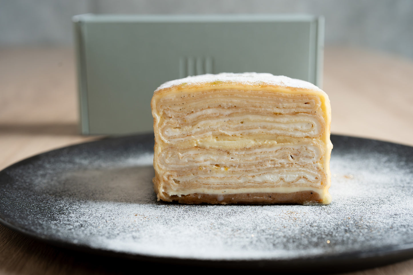 Mille Crepes "Blanc" [Boxed]